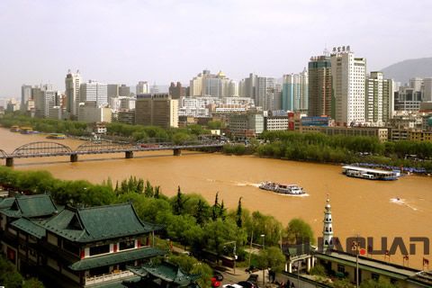 『隨華全，觀天下』 ——走進蘭州