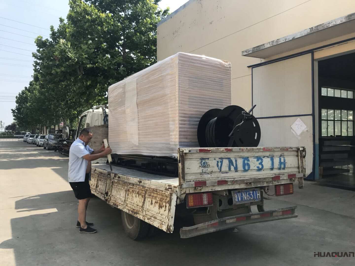 發貨了！10月9日一臺20kw靜音箱型柴油發電機組已發往上海