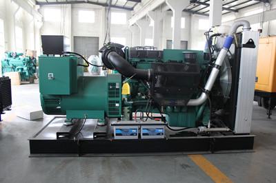 2月18日，王先生從華全動力采購的標配30kw思鉑睿發電機成功發往廣東省